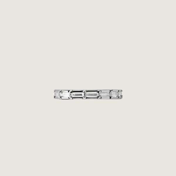 BHCRZ-41 (Hinged conch ring set w.cubic zirconia)